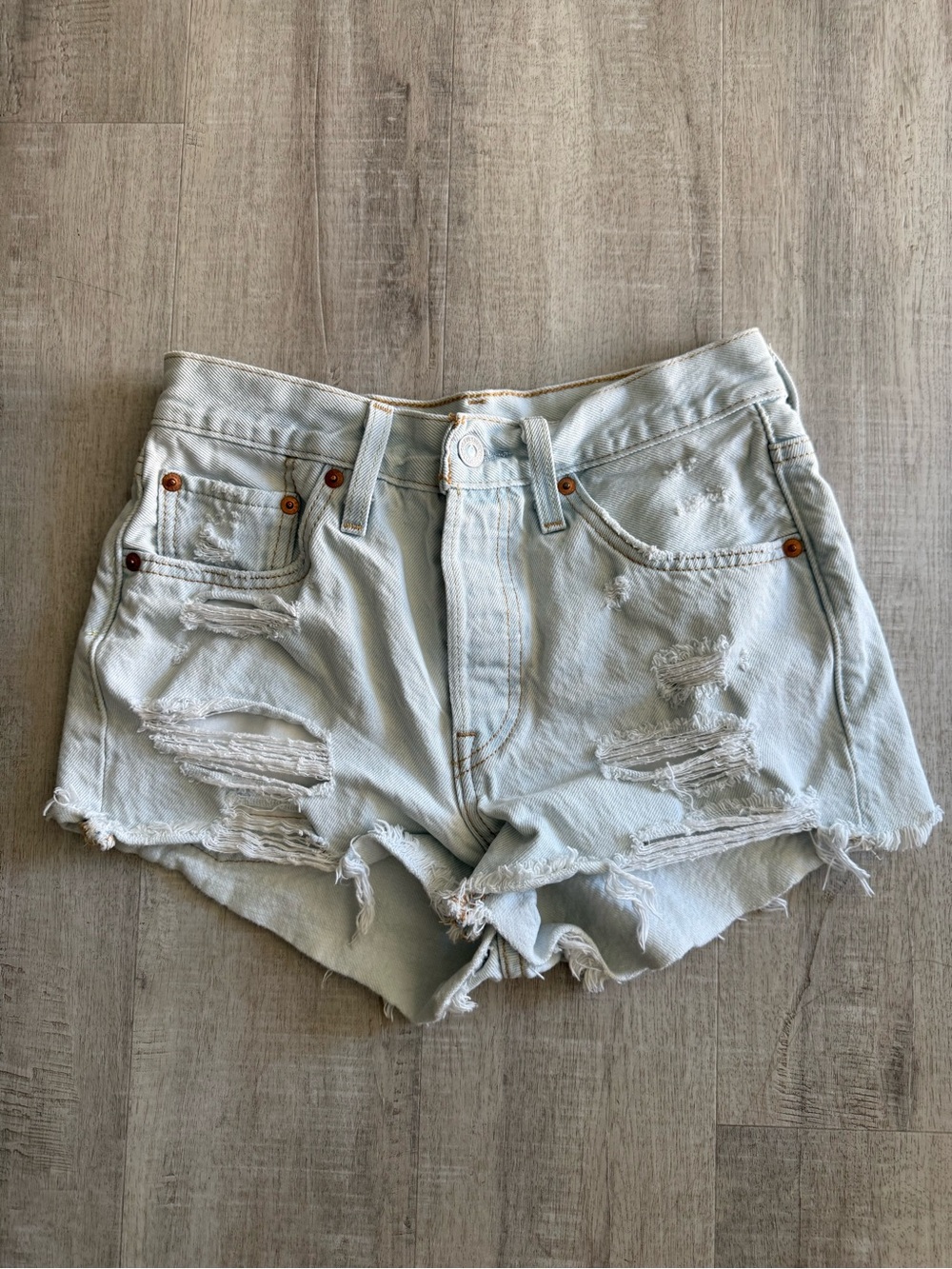 Levi's Light Wash, vintage, 90s, Distressed Raw Hem Denim Shorts, 25